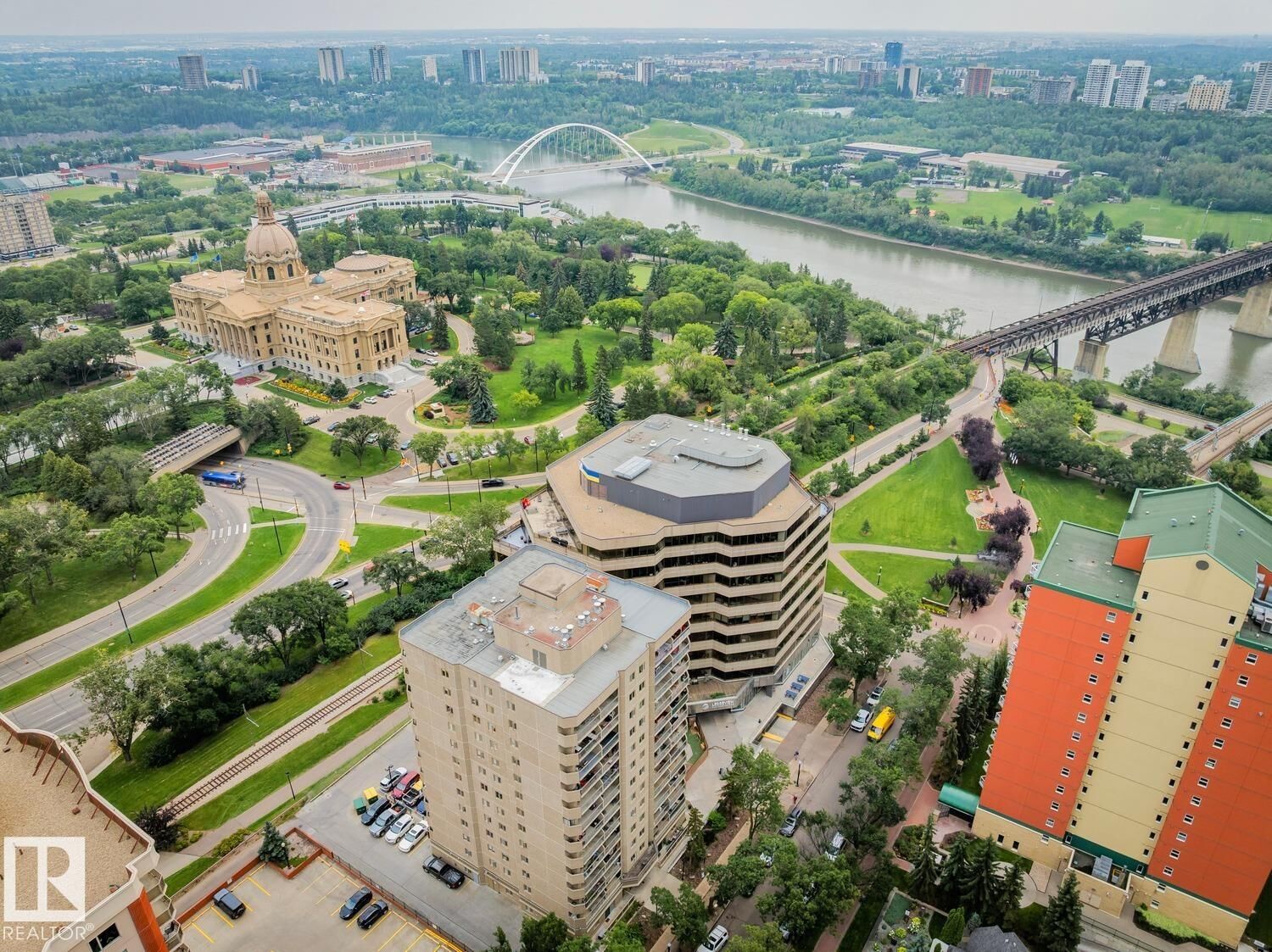 Property Photo: 9715 110 Street NW 408 AB T5K 2M1