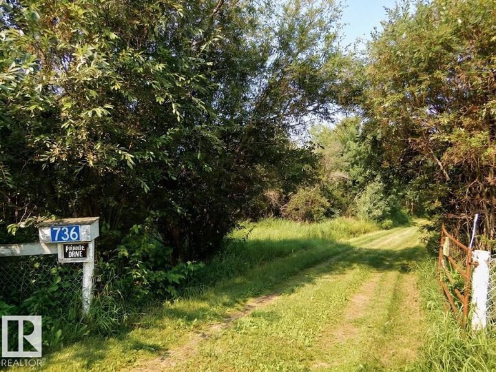 Property Photo:  56019 Rge Road 13  AB T0E 1V0 