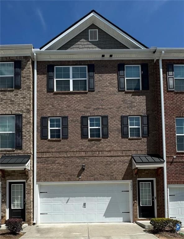 Property Photo: 3025 Westpoint Circle GA 30078