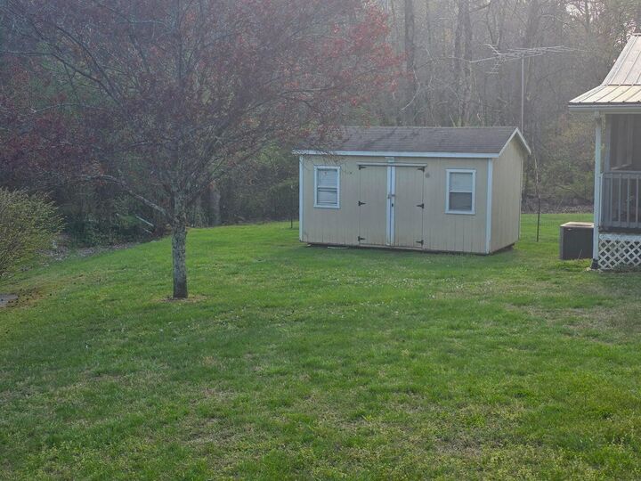 Property Photo:  1592 Old Stage Road  TN 37381 