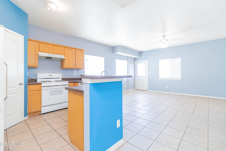 Property Photo: 5917 Cielo Del Rey Place A TX 79924