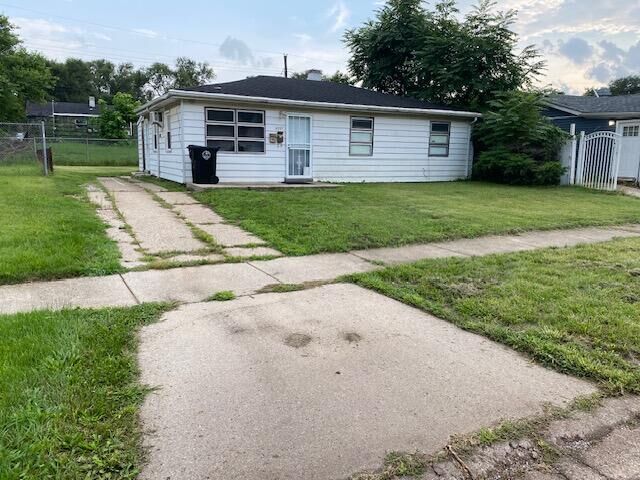 Property Photo: 4227 W 19th Plaza IN 46404