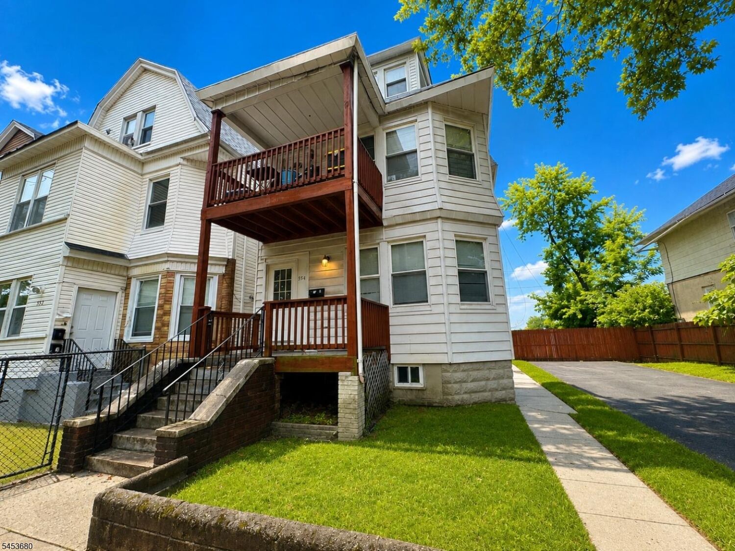 Property Photo:  554 Norwood St  NJ 07018 