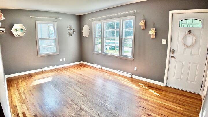 Property Photo:  5809 New York Avenue  IA 50322 