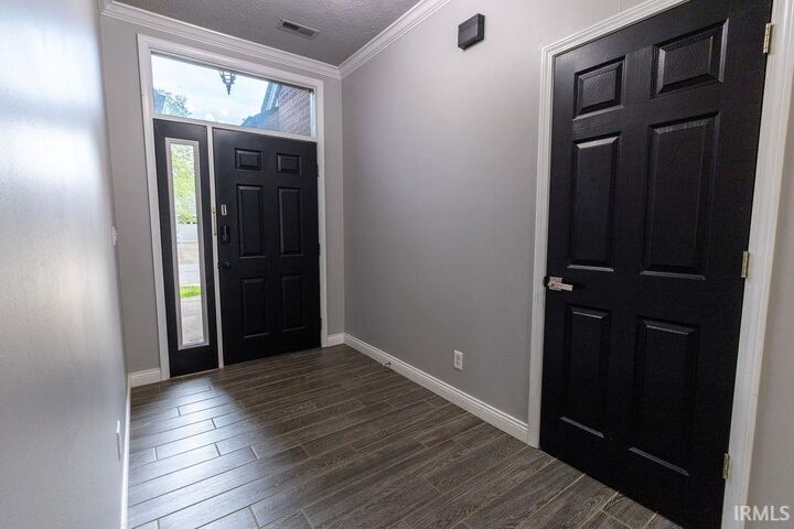 Property Photo:  2806 N Stockwell Road  IN 47715 