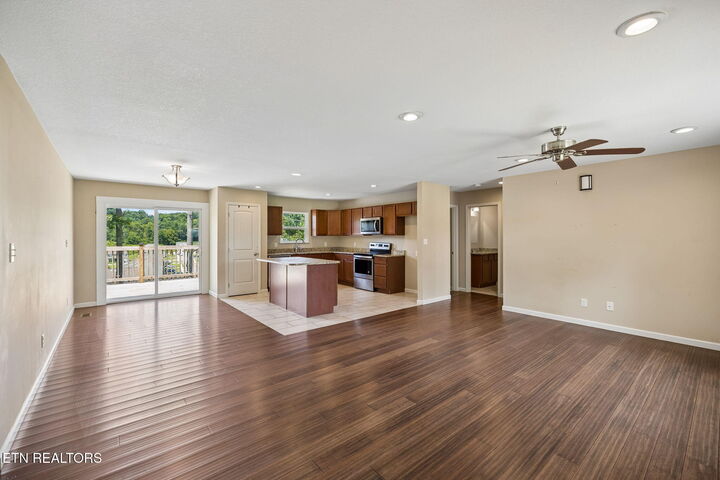 Property Photo: 417 Highland View Drive TN 37920