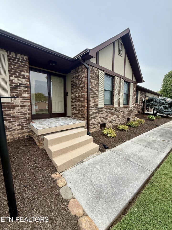 Property Photo:  7314 Homestead Drive  TN 37918 