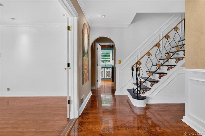 Property Photo:  1155 Webster Avenue  NY 10804 
