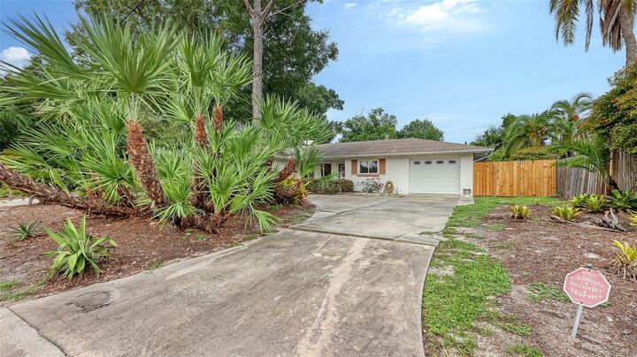 Property Photo: 4735 Remington Drive FL 34234