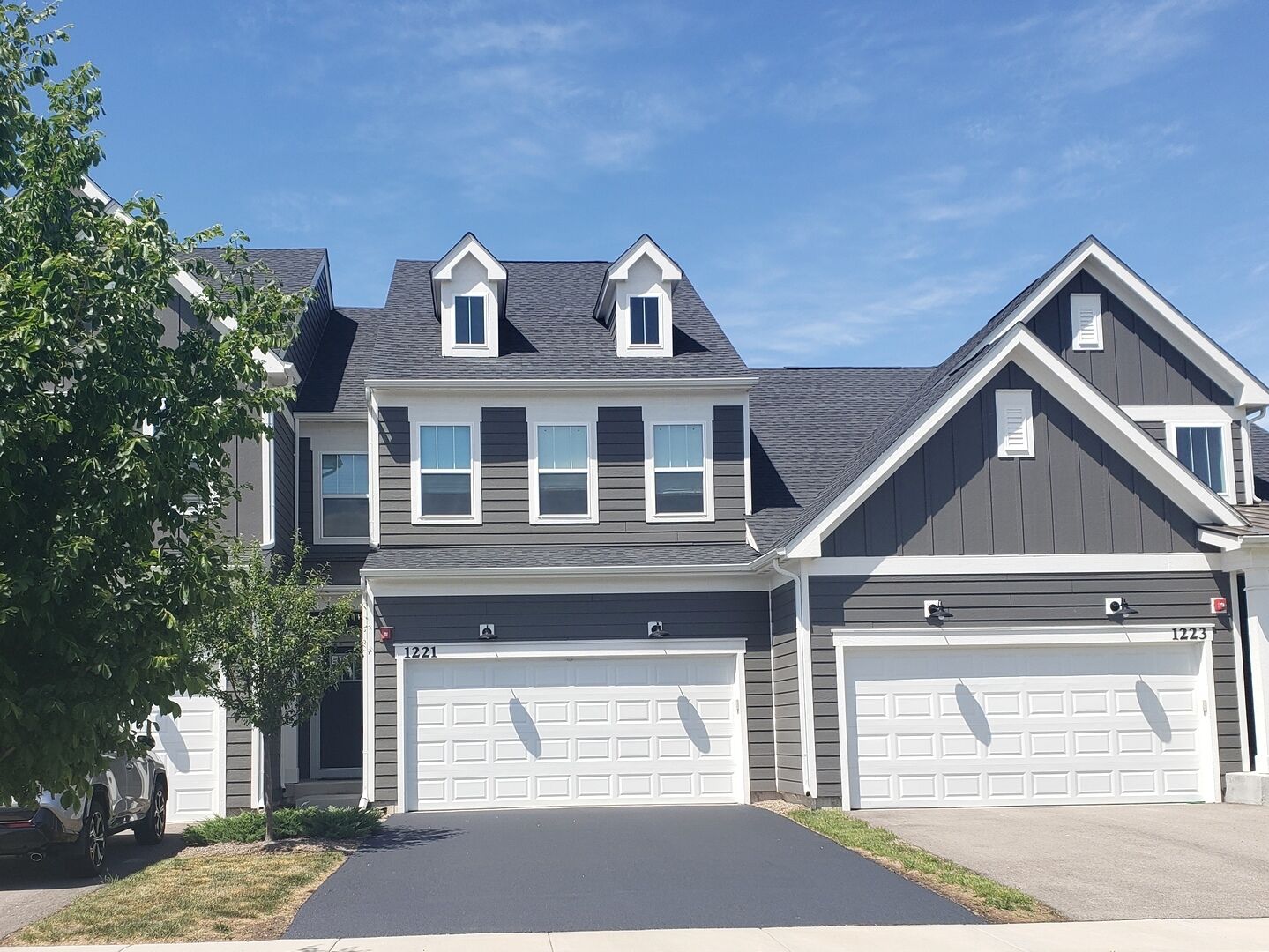 Property Photo: 1221 Josiah Road 1221 IL 60563