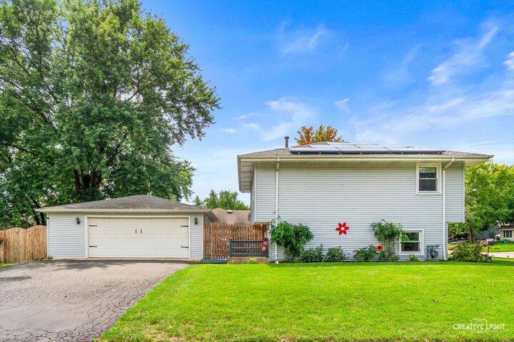 Property Photo: 3558 Buck Avenue IL 60431