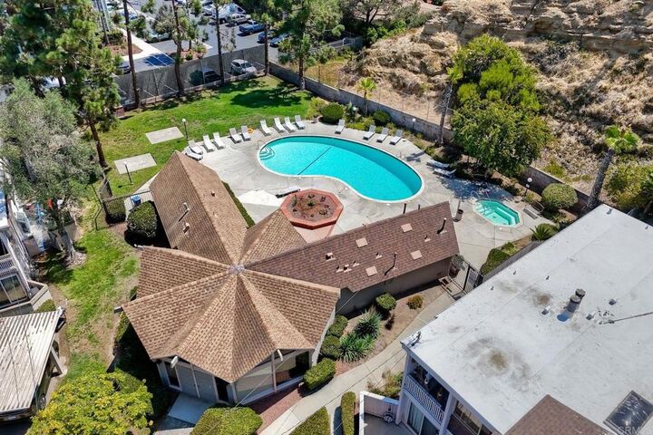 Property Photo: 3852 Basilone 2 CA 92110