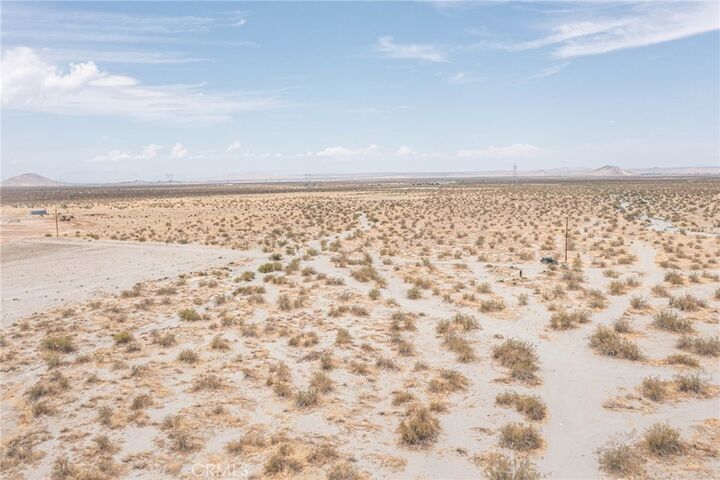 Property Photo: 31001215 Cactus Road CA 92372