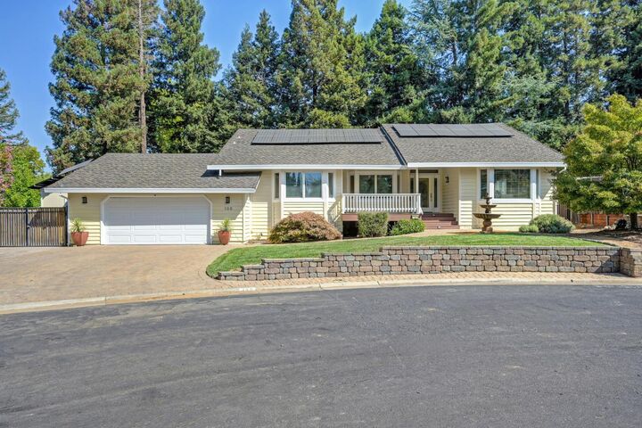 Property Photo: 125 Patton Court CA 95630