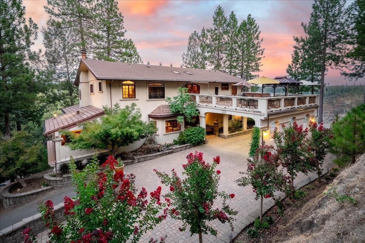 Property Photo: 21050 Pine Ridge Lane CA 95713