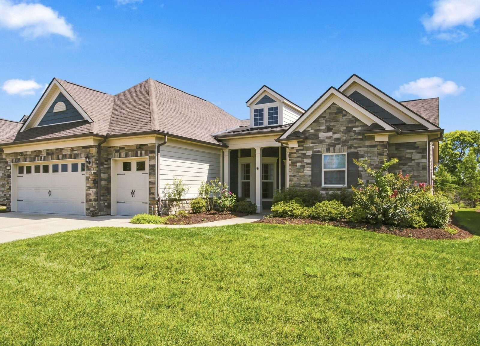 Property Photo:  1022 Coffee Rdg  TN 37174 