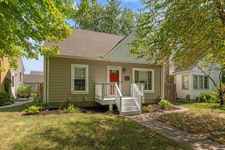 Property Photo: 4245 Utica Avenue S MN 55416