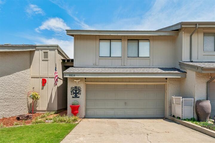 Property Photo:  9814 NW Hefner Village Drive  OK 73162 