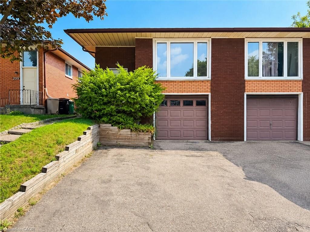 Property Photo:  237 Veronica Drive  ON N2A 2R8 