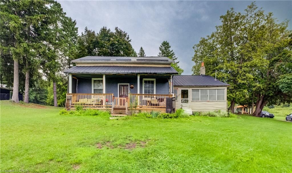 Property Photo: 93 St Andrew Street ON N0B 1E0