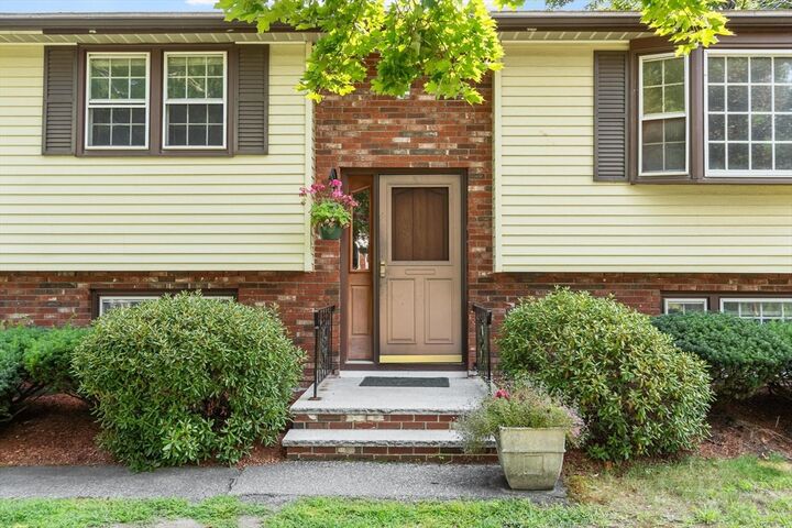 Property Photo:  10 Gearty St  MA 01887 