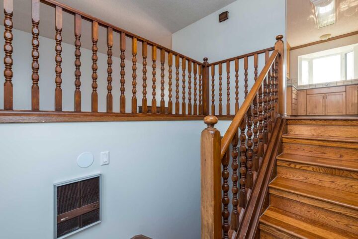 Property Photo:  109 3 Street E  SK S0M 1M0 