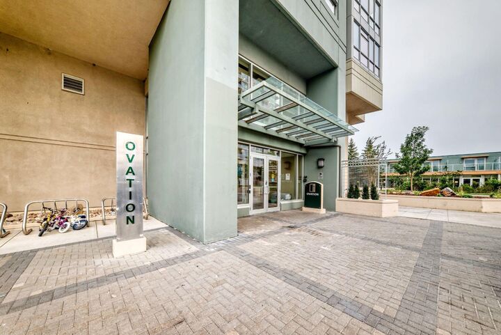 Property Photo:  99 Spruce Place SW 1405  AB T3C 3X7 