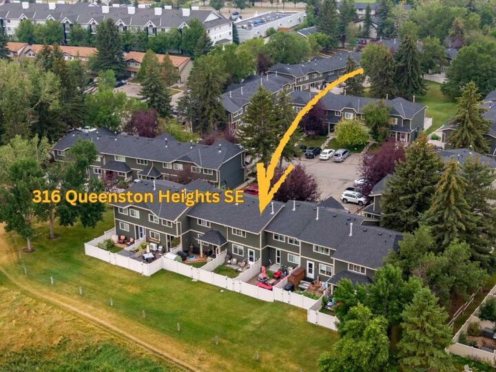 316 Queenston Heights SE — photo 1