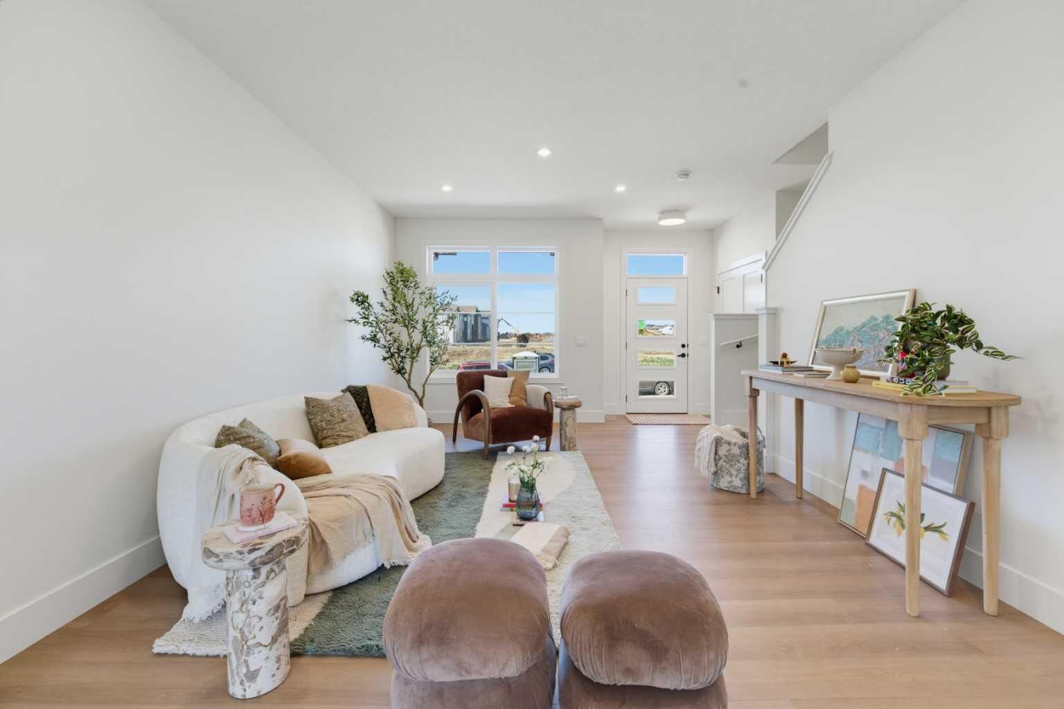 Property Photo: 266 Greystone Boulevard AB T4C 3P2