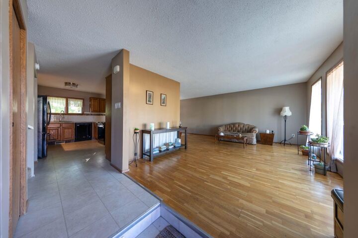 Property Photo: 3007 52 Avenue AB T9V 1P4