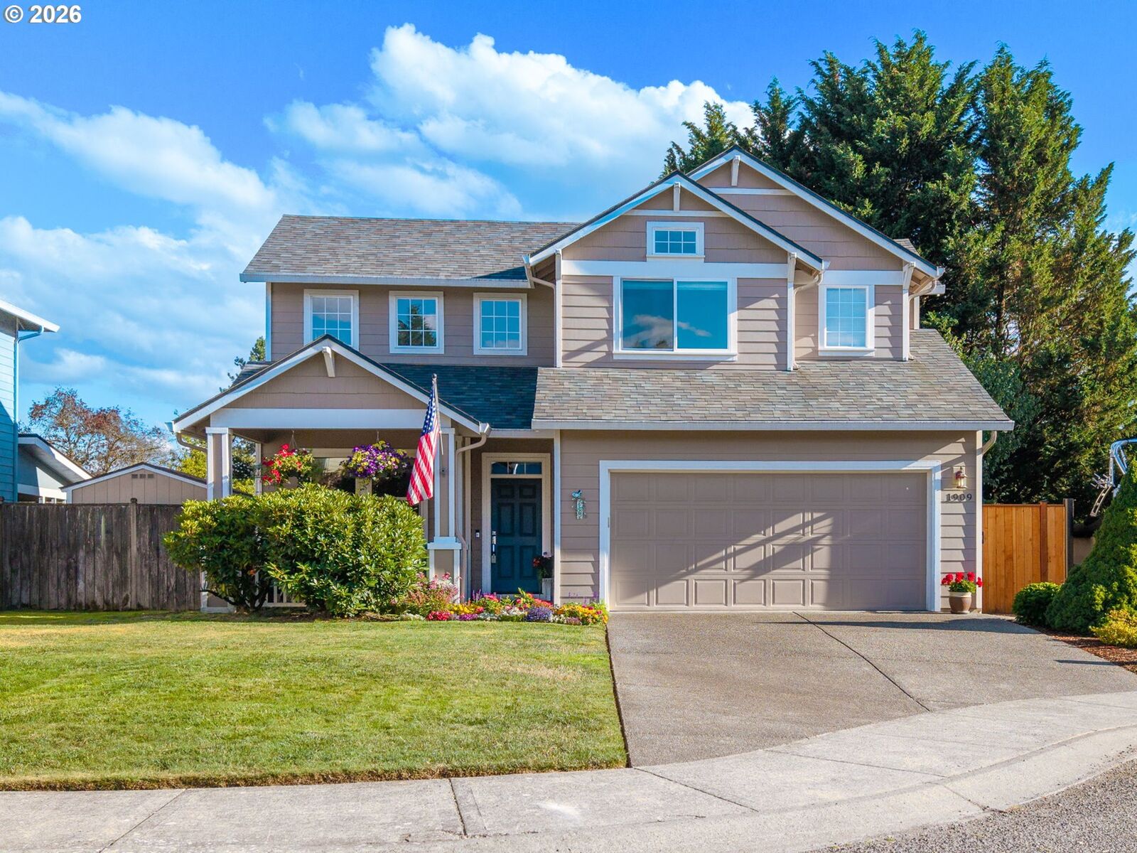 Property Photo: 1909 NE 155th Cir WA 98686