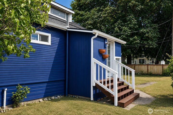 Property Photo:  4036 S 119th Street  WA 98168 