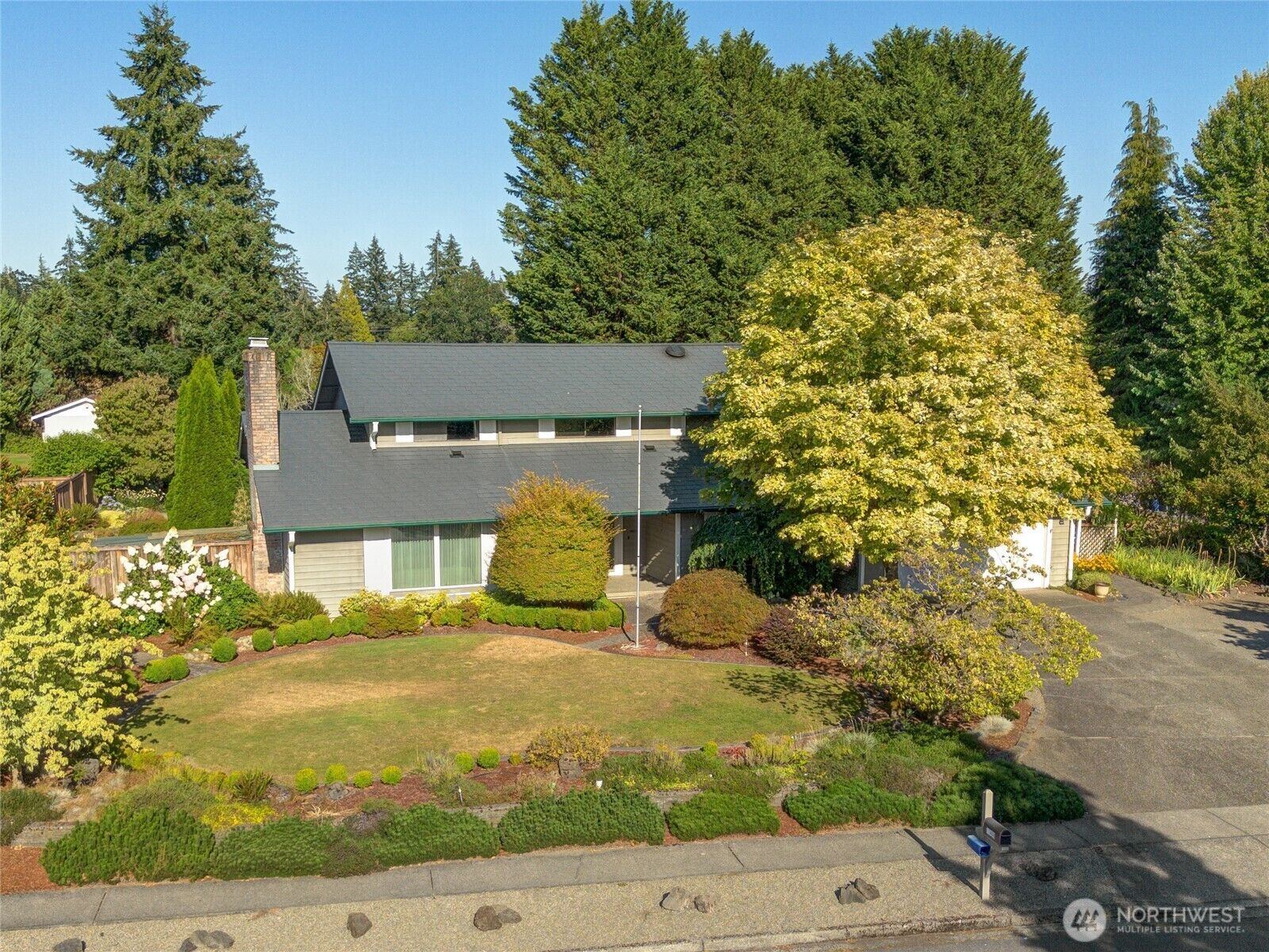 Property Photo: 11409 Cloverdale Court SW WA 98499