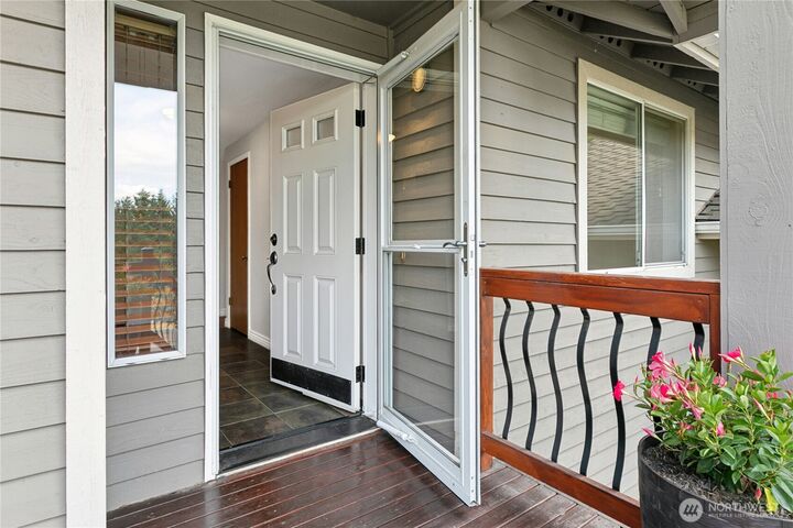 Property Photo: 18201 Vineway Place WA 98223