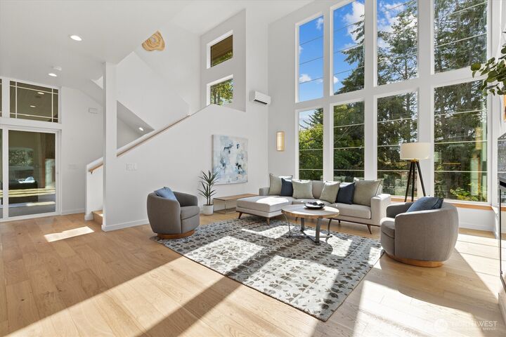 Property Photo:  9528  28th Avenue NW  WA 98117 