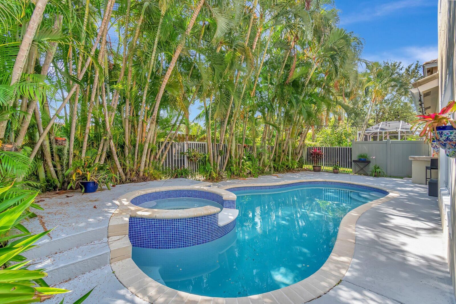 Property Photo: 6788 Hendry Drive FL 33463