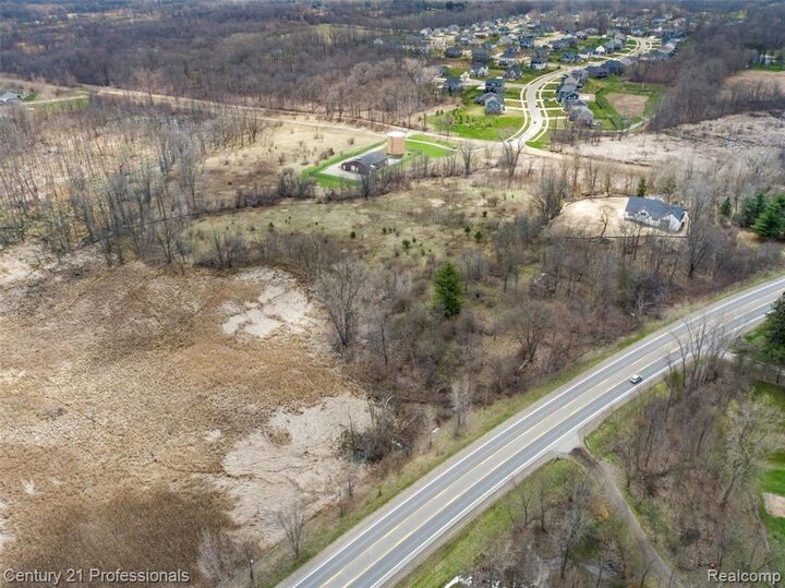 Property Photo: 00 Old Rochester Rd MI 48363