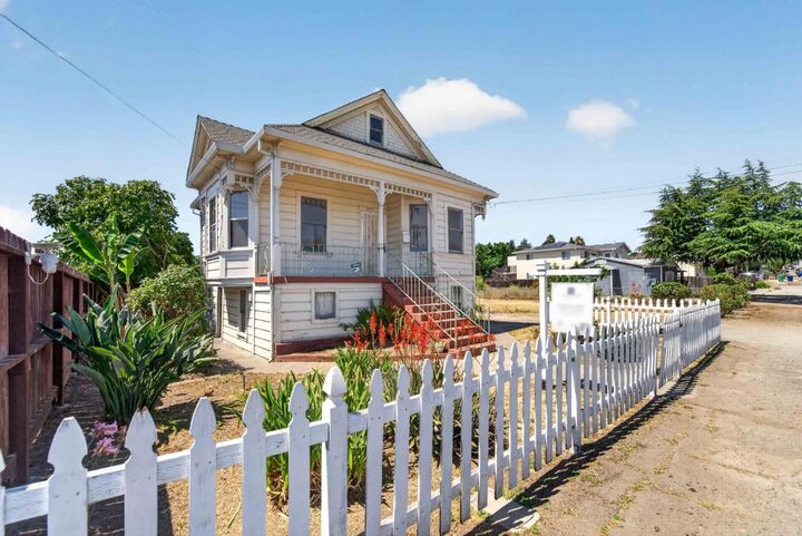 Property Photo:  21459 Locust Street  CA 94541 
