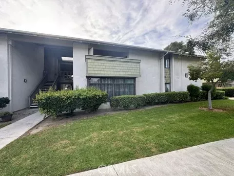 Property Photo: 8633 Portola Court 17-E CA 92646