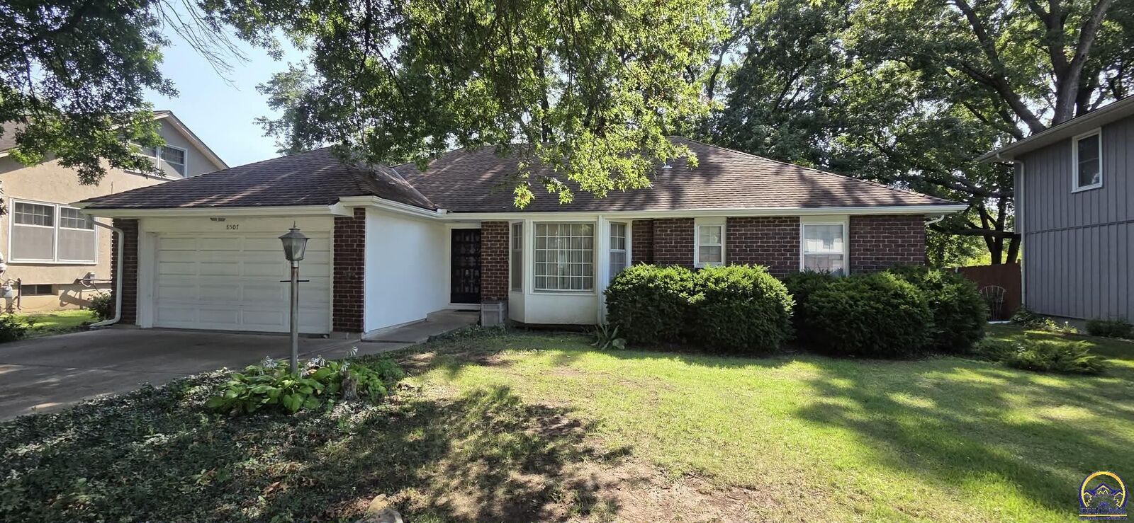 Property Photo:  8507 W 98th St  KS 66212 