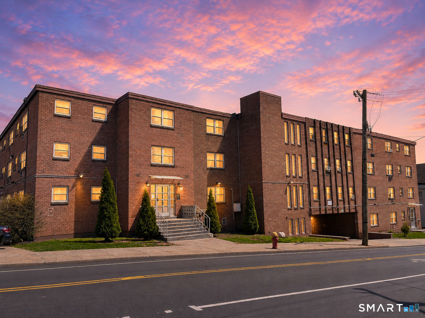 Property Photo: 32 Cook Avenue 103 CT 06451