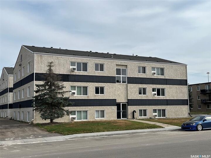Property Photo: 125 Froom Crescent 24 SK S4N 1S8