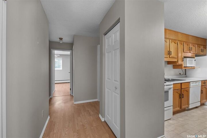 Property Photo: 66 19th Street W 105 SK S6V 7T6