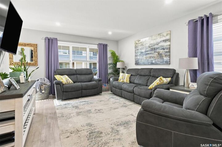 Property Photo: 315 Dickson Crescent 130 SK S7T 0Z1