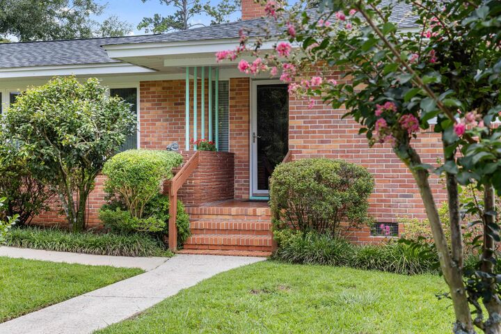 Property Photo:  1125 Azalea Drive  FL 32301 