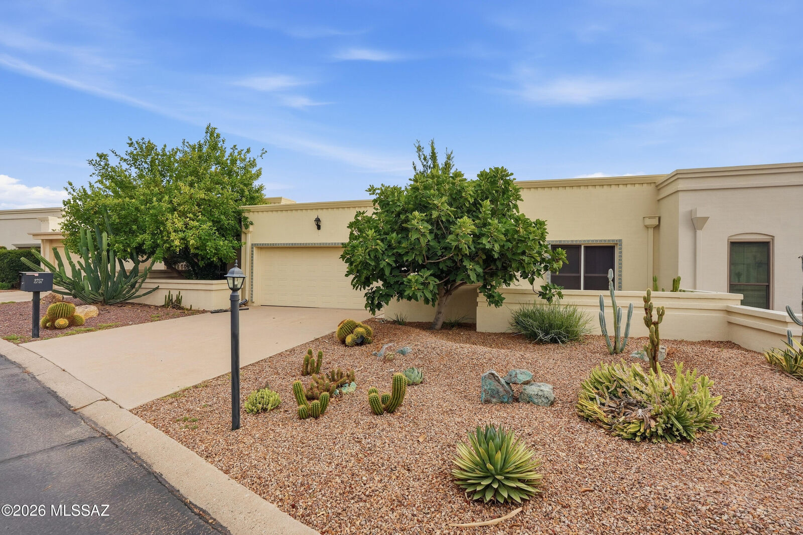 Property Photo:  2757 W Casas Drive  AZ 85742 