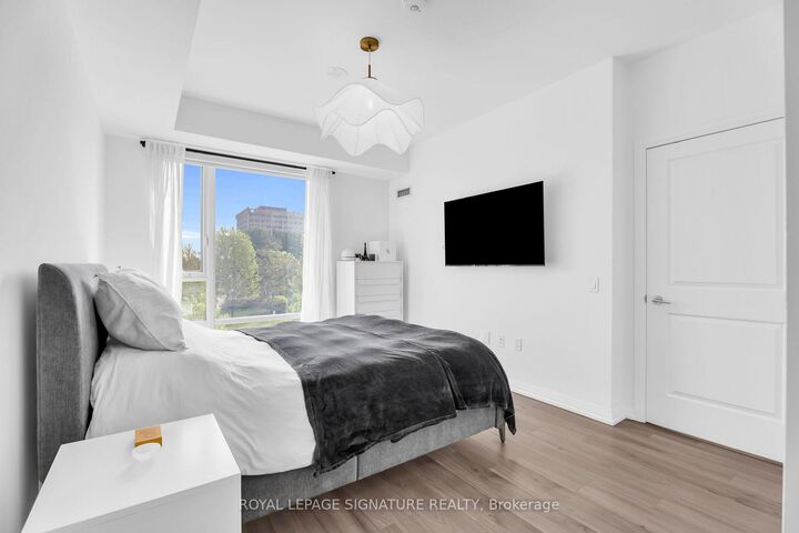 Photo de la propriété: 60 Ann O'Reilly Road 358 ON M2J 0C8