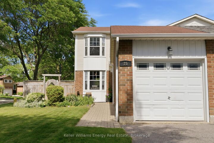25 Habitant Crescent — photo 1