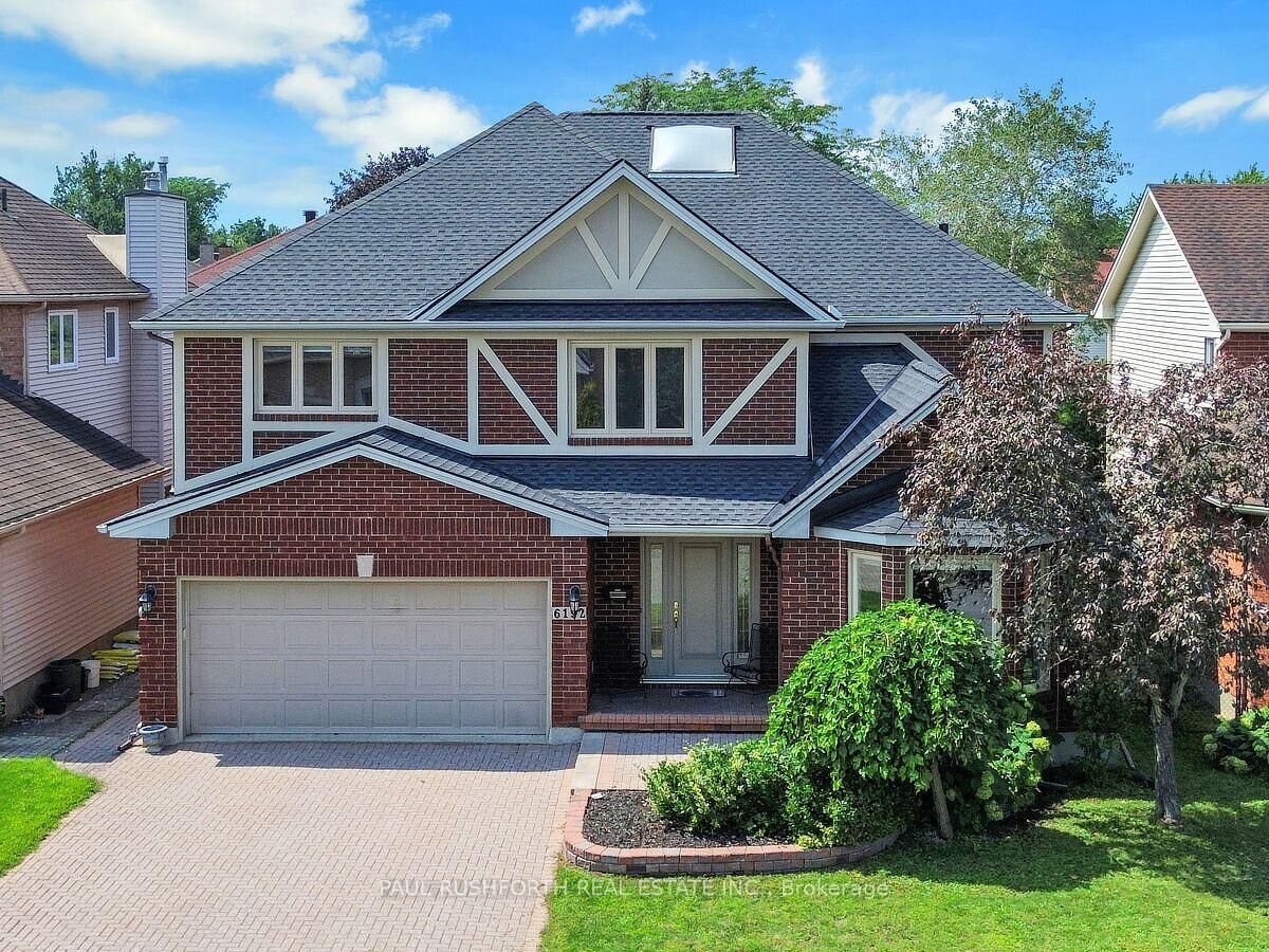 Property Photo: 6192 Ravine Way ON K1C 2W4