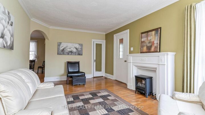Property Photo: 123 Elliott Street ON N5Y 2E8